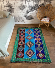 Charger l&#39;image dans la galerie, Tapis Mélange de Boucherouite et d’Azilal Vintage Snow 1
