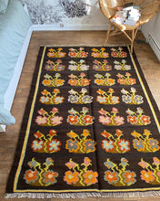 Charger l&#39;image dans la galerie, Tapis Moldave Vintage Birthday 3
