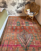 Charger l&#39;image dans la galerie, Tapis Boujaad Vintage Boum 4
