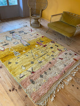 Charger l&#39;image dans la galerie, Tapis Boujaad en laine recyclée Saint Tropez 1
