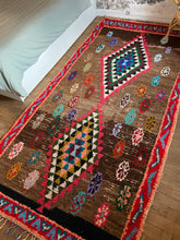 Charger l&#39;image dans la galerie, Tapis Azilal Vintage Snow 2
